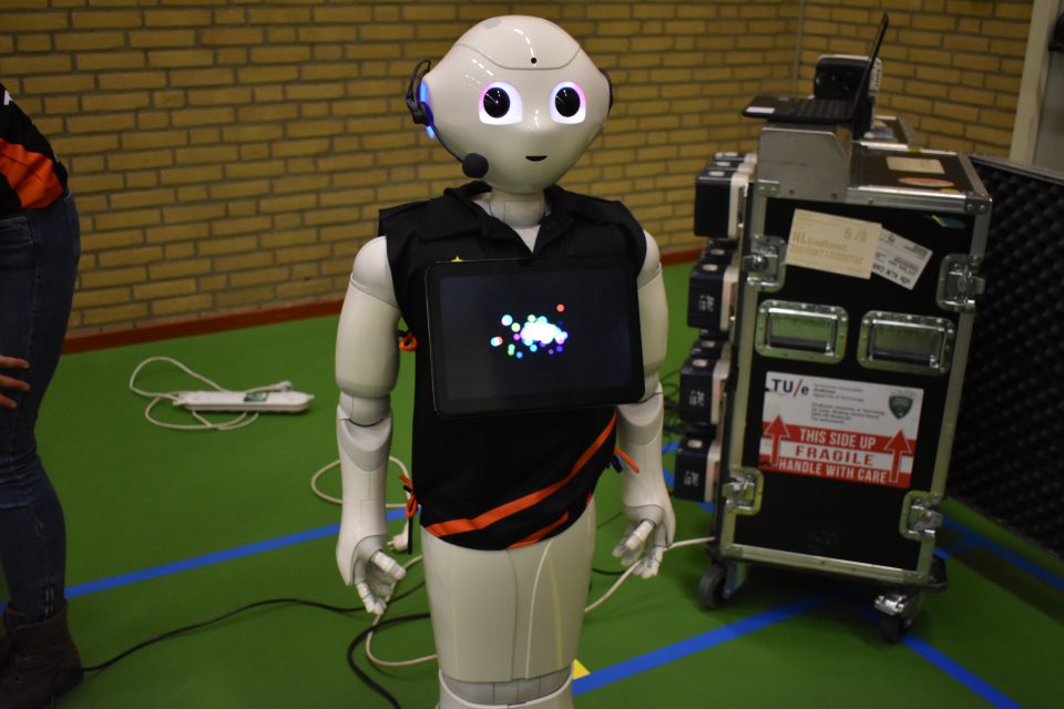 Kunnen robots ook voetballen?