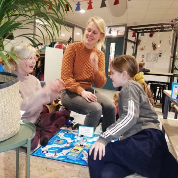 Elke woensdag samen met de ouders spellen spelen