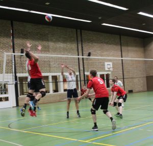 Unitas H1 zet stijgende lijn voort / CMV N6 laat mooi volleybal zien in Odiliapeel!