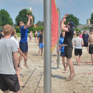 Lekker actief bezig zijn op het Boekelse strand!