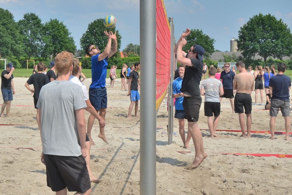 Lekker actief bezig zijn op het Boekelse strand!