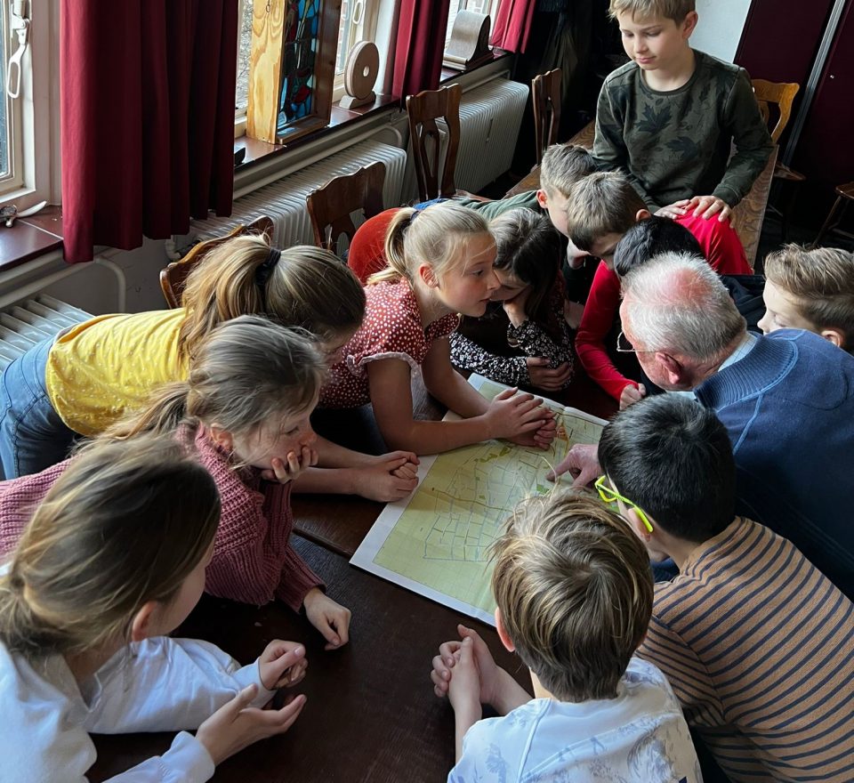 Bezoek Heemkundekring maakt geschiedenisonderwijs fantastisch